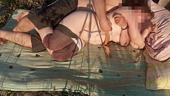 Preview 3 of Hidden Porn Mns - The beauty was sunbathing in the backyard,  and she was fucked in front of the neighbors