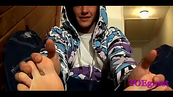 Preview 3 of Dedy And Beauty - Sexy foot fetish cam play
