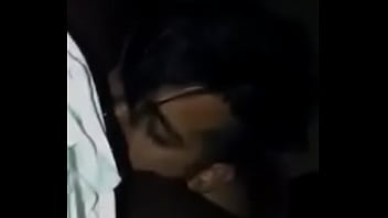 Preview 1 of Tamil New Xnxx - Hermanastro Me Seduce Mientras no hay nadie en casa