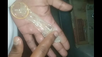 Preview 3 of Semok Pantat Amerika - After Used condom