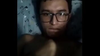Preview 1 of Posha Pakhi Bf - Novinho gostoso gozando na pr&oacute_pria boca