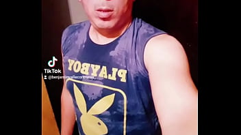 Preview 1 of Lokal Xvideos - Latino sexy en calzoncillos