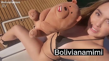 Preview 1 of Tom Cruz Xxx - Loquita haciendo orgia en la lancha  Ven a ver el video completo en bolivianamimi.tv