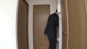 Preview 1 of Video Caceros - #2　大場ゆい　誰かに見られて犯される。　葬儀会社の男に犯された美貌を持つ未亡人のゆい。奥底で眠っていた快楽を貪る変態女としての扉を開いていく&hellip_