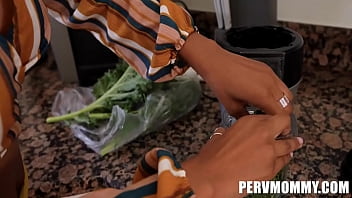Preview 1 of India Bolywood Sex Videos - Naughty Stepmom September Reign Healthy Habits