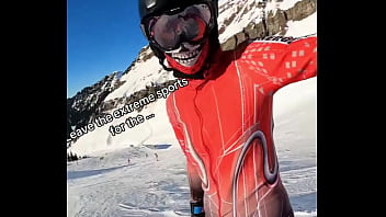 Preview 1 of Jartiyerli Sekreter Porno - La meuf qui n&rsquo_a rien compris &agrave_ la Trend xD