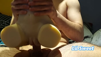 Preview 2 of Bonnie Anal Mike - Miren como penetro a esta peque&ntilde_a putita hasta acabar dentro de ella