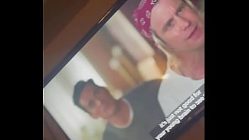 Preview 1 of Miss Tahiti 31 - Netflix and chill