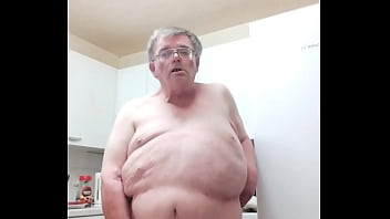 Preview 4 of Who R Rd - Lxv feel horny after watching shemale wank