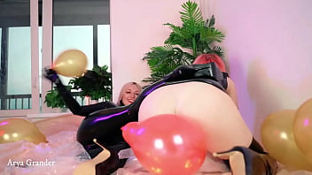 Preview 3 of India Number 1 Bf - Air Balloon Looner Hot Fetish 2 Lesbians in tight shiny rubber clothes having fun - Arya Grander