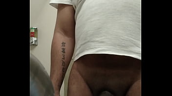 Preview 1 of Family Fuck Gathering - BUSSING A NUT