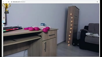 Preview 3 of Watero Sex Vividios - bbw shakes her big ass on cam