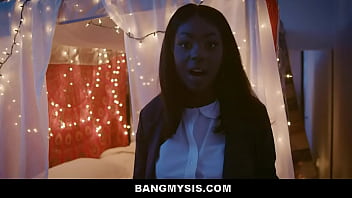 Preview 3 of Moder - Tori Montana Spreads Her Black Pussy For Stepbro To Fuck