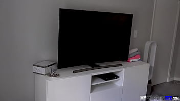 Preview 1 of Bokong Anal - Dani Lynn In Bare Naked Rubbing Her Clit