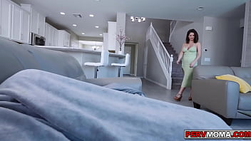 Preview 1 of Indain Anti Sexvideso - Stepson wanting to have a taste of his stepmoms milf pussy