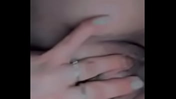 Preview 1 of Karto - Me masturbo para mi esposo