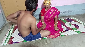 Preview 1 of Rili Red - पड़ोस की नई नवेली भाभी को पटाया और उल्टा करके चुदाई किया