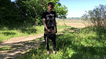 Preview 4 of Kinda Sax - Quick Cumshot INTO the Forest /big Dick (23cm) / Monster Cock / Cute Boy