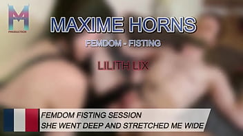 Preview 4 of Beeg Ston Sex - Elle m&rsquo_a ouvert le cul avec sa main jusqu&rsquo_&agrave_ ce que je supplie...Un fisting brutal,  sensuel,  animal,  film&eacute_ au plus ...
