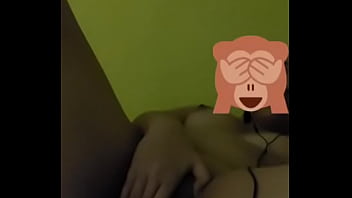 Preview 2 of Jovem Bien Dotado - Chubby filipina is begging for a cock