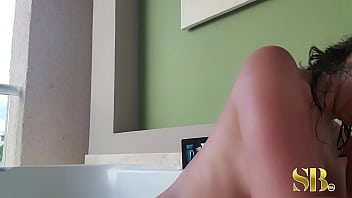 Preview 3 of Full Hd Playboy - Seduzco a mi novia en el Jacussi y terminamos cogiendo (parte 2)