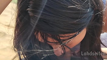 Preview 2 of Two Men Seduced Wife - Se traga el semen al aire libre,  adivina el lugar