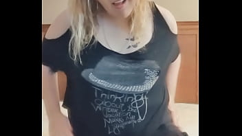Preview 1 of Xxx Great Milk Sex - Big fat wet pussy waiting to get fucked.