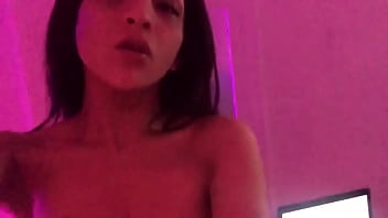 Preview 1 of Assames Xvideos - Chupando pau da trans bem duro babando na boca/ hot blowjob very nice love it