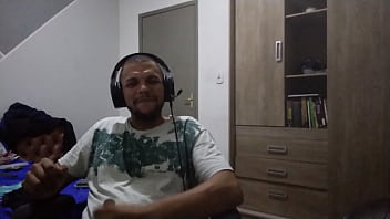 Preview 2 of Free Gay Dicks - Verifica&ccedil_&atilde_o,  com ajuda da Bruninha.