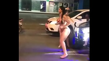 Preview 2 of Que Era Virgen Boludo - Lo que se encuentra por las calles