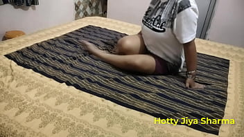 Preview 2 of Sis Rep Hug - Indian bhabhi fucked by her boyfriend on her birthday
