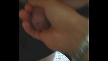 Preview 1 of Mom Made Me C - &Ecirc_tre branler