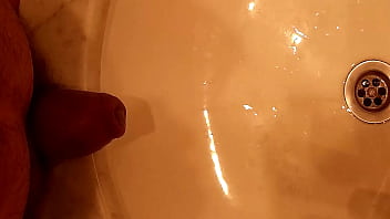 Preview 4 of Aleja X - pissing in sink