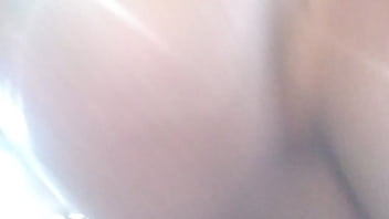 Preview 4 of Guest Came In Home - Sexo com o mec&acirc_nico mecanivo part 6