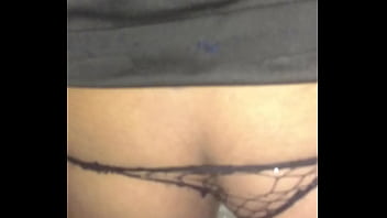 Preview 4 of Fat White Aunty - Culiando rico