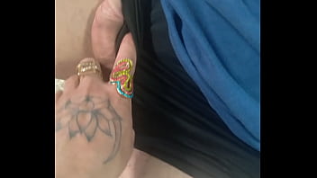 Preview 2 of Kenya Bitches Video - Sexo com o mec&acirc_nico part 1
