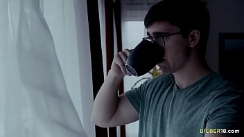 Preview 1 of Vegittable Shop - Will Braun and Ryan Jordan fucks like an alien