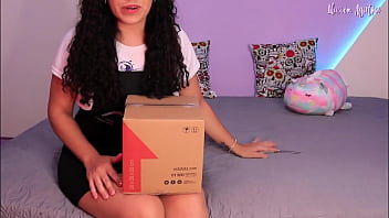 Preview 1 of Sanay Lian - Poniendo a prueba juguetes de FUNEJOY - UNBOXING -