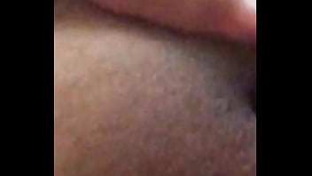 Preview 3 of Great Yr - Boceta gorda da casada se mostrando no whats