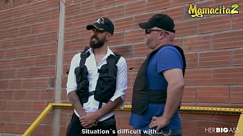 Preview 1 of Hard Kaur Sex - MAMACITAZ - Maria Antonia Alzate - LATINA TEEN FUCKS WITH COP TO AVOID PRISON