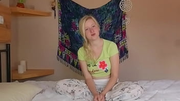 Preview 4 of 1080p Porn Vedio - Dieser lebensnahe Dildo schenkt Anna Mai einen intensiven H&ouml_hepunkt