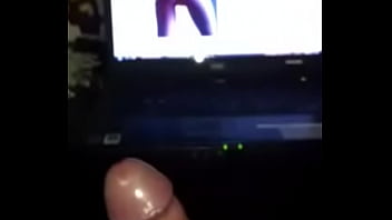 Preview 4 of Xxxwwwvideo Desi - Elisa Bellamio,  handjob while watching her awesome ass!