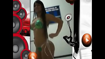 Preview 2 of Mp3 Vido Download - Johanna Maldonado z&ouml_ld bikiniben mutatja meg a b&aacute_jait 480p (Video Only)