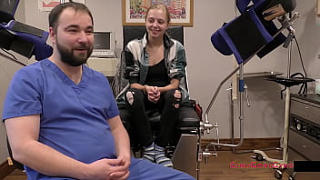 Preview 4 of Desi Gill Xxx Video - Watch Ava Siren 1st Gyno Exam As Doctor Tampa Examines Her &amp_ Discovers Ava&#039_s 3rd Nipple ONLY At GirlsGoneGyno Reup