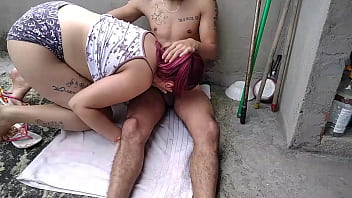 Preview 4 of Ladyboy Girls Sex Hd - espi&oacute_ a mi mejor amiga en la terraza mientras lava la ropa y me descubre masturb&aacute_ndome pero le gusta y me da una garganta profunda  con lustylatinasex 1 parte
