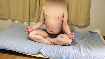 Preview 1 of Desi Parn - ヨガ 瞑想　あぐら