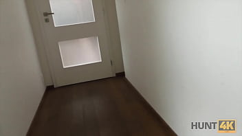 Preview 2 of Javed Sex Video - HUNT4K. Babe betr&uuml_gt BF mit J&auml_ger,  der ihnen Unterkunft geben k&ouml_nnte