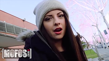 Preview 1 of Train Tc - (Rebecca Volpetti,  Erik Everhard) Go Behind For A Sneaky Blowjob - Mofos