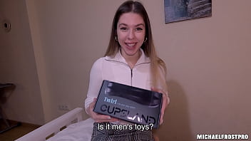 Preview 1 of Indian Kale Baal Wali Ladki Sex - Step Aunt Sveta Opened My Cupsland Twirl And Made Me Cum