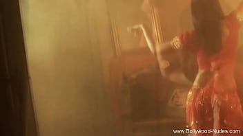 Preview 2 of Seelpsex Com - Sexy Belly Dancer Has The Moves To Enjoy The Moment